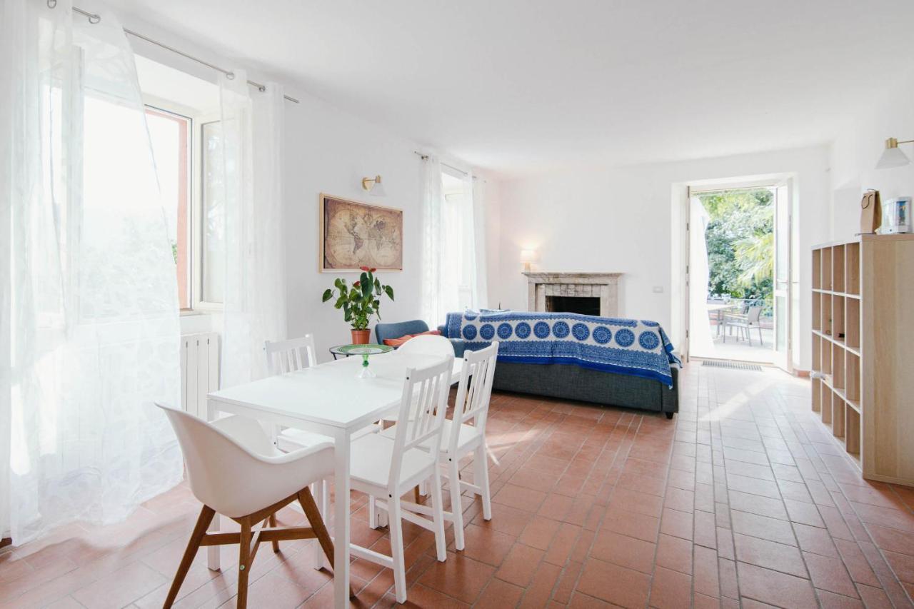 Villa Bertacchi - Inside And Out Комо Экстерьер фото