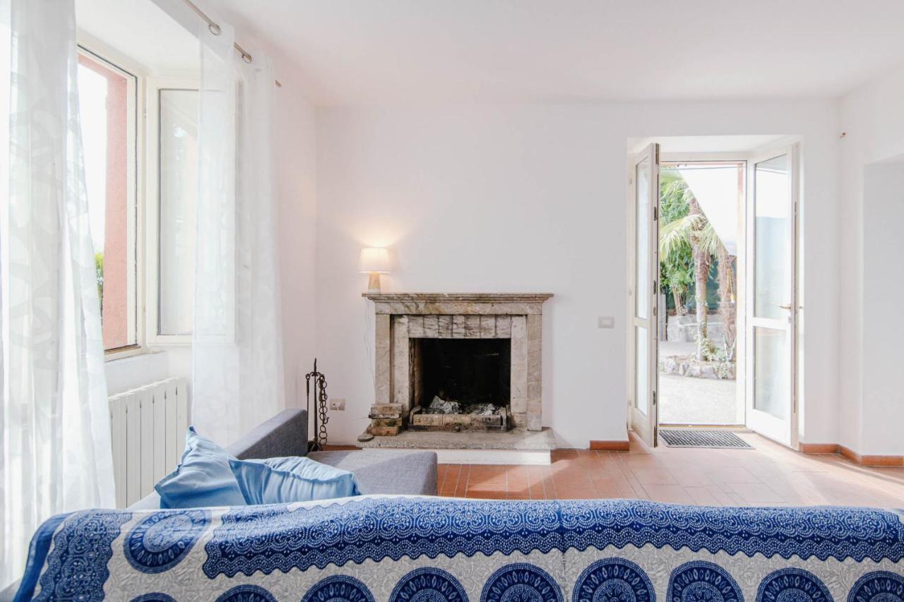 Villa Bertacchi - Inside And Out Комо Экстерьер фото
